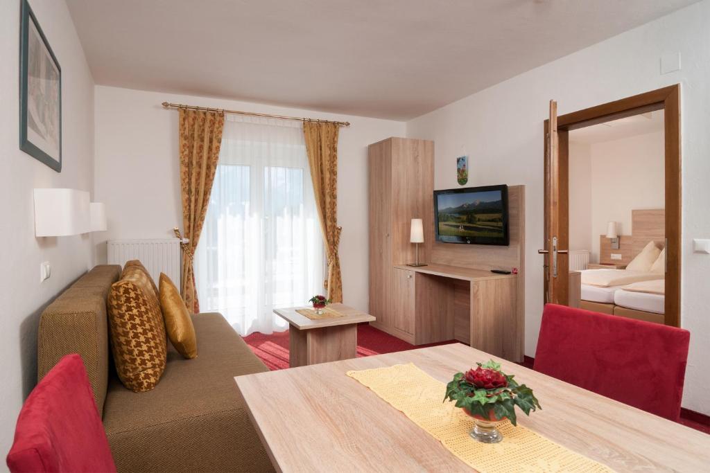 Hotel-Pension Melcher Drobollach am Faakersee Habitación foto
